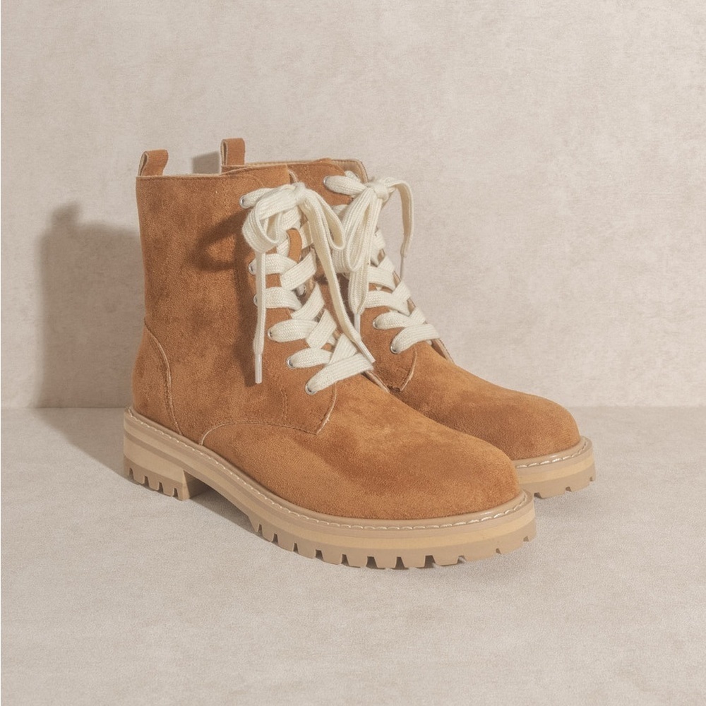 NIB Oasis Society Vegan Suede Lace Up Moto Boots - Picture 2 of 4